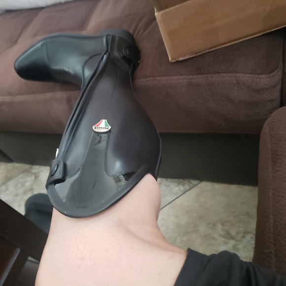 Custom Fluffs Riding boots - Picture 3 of 4